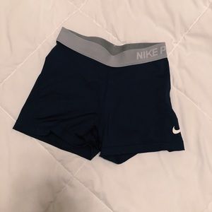 Nike Pro Short (small)